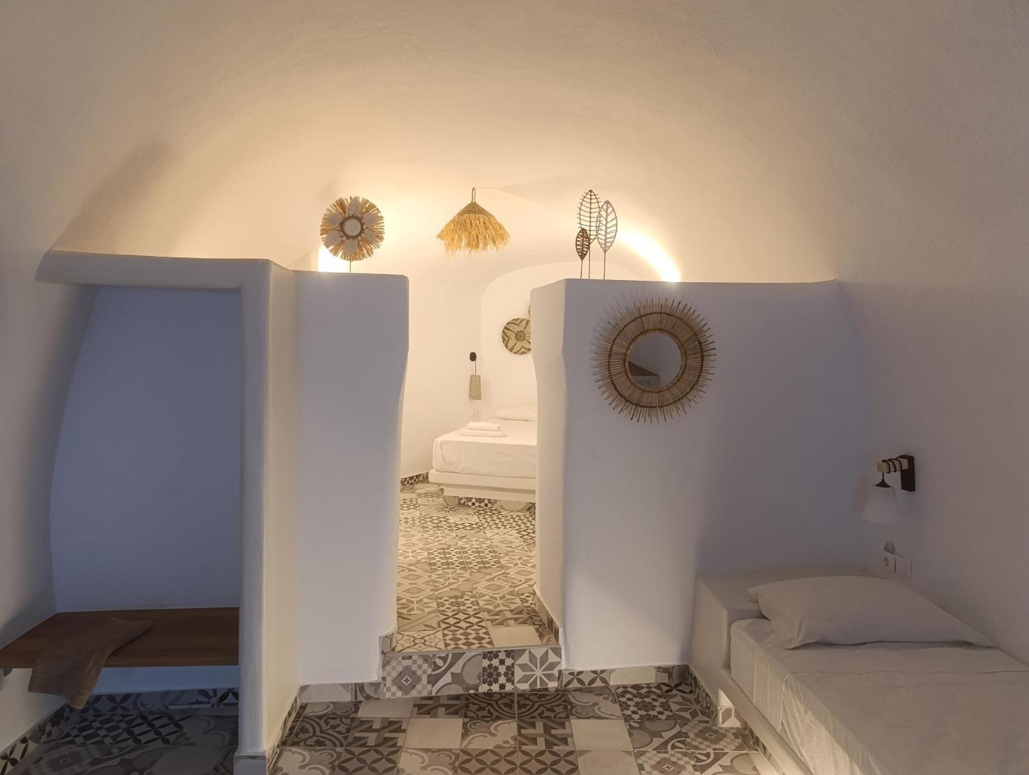Cycladic Center Cave Rooms Fira  Luaran gambar